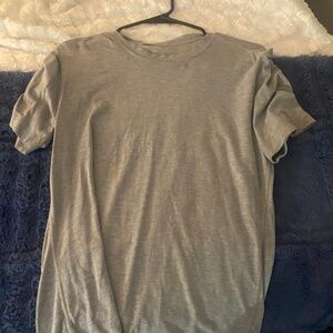 lulu lemon grey tee
